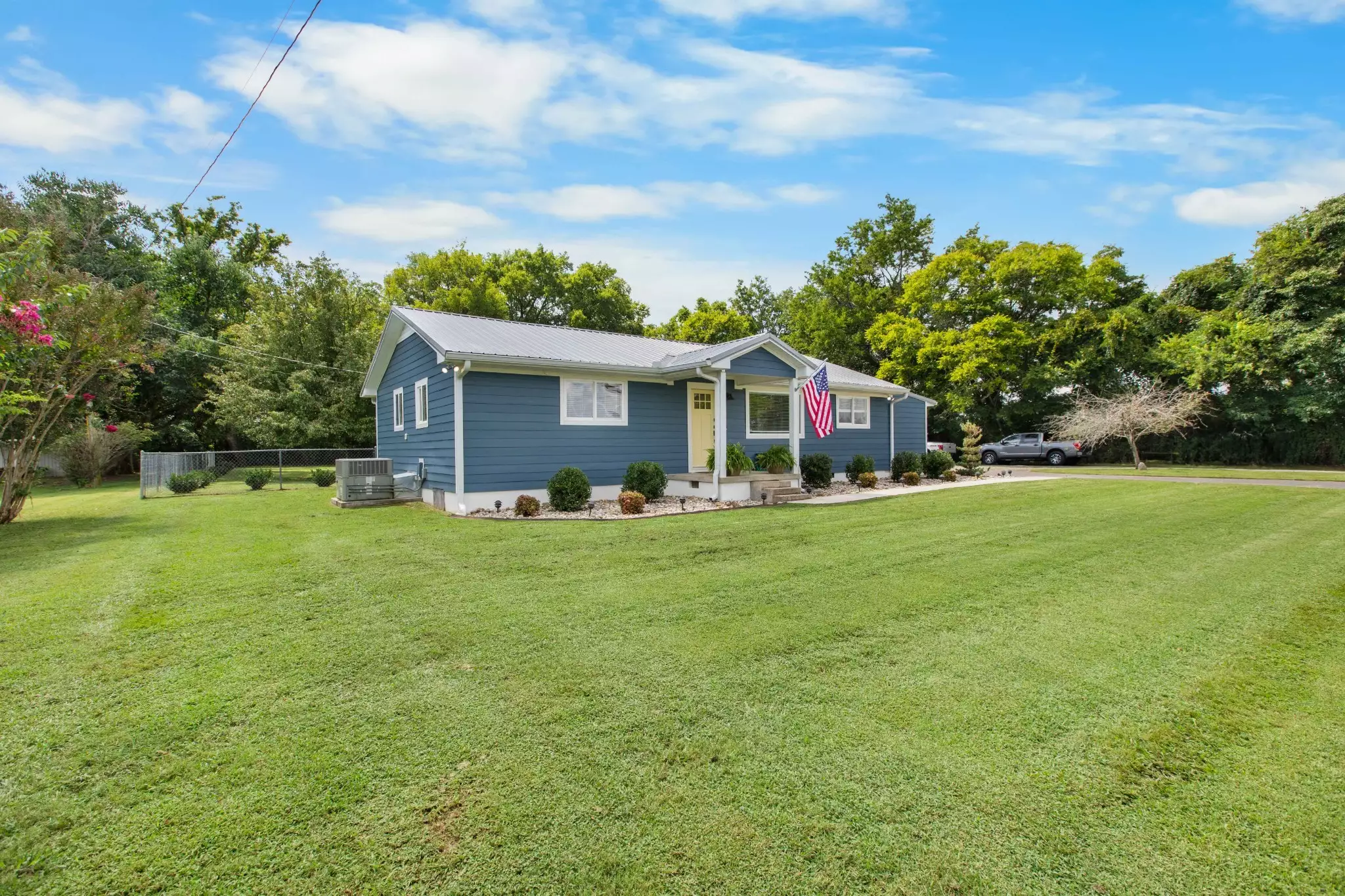 294 McDale Rd, Shelbyville, TN  37160