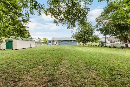 294 McDale Rd, Shelbyville, TN  37160