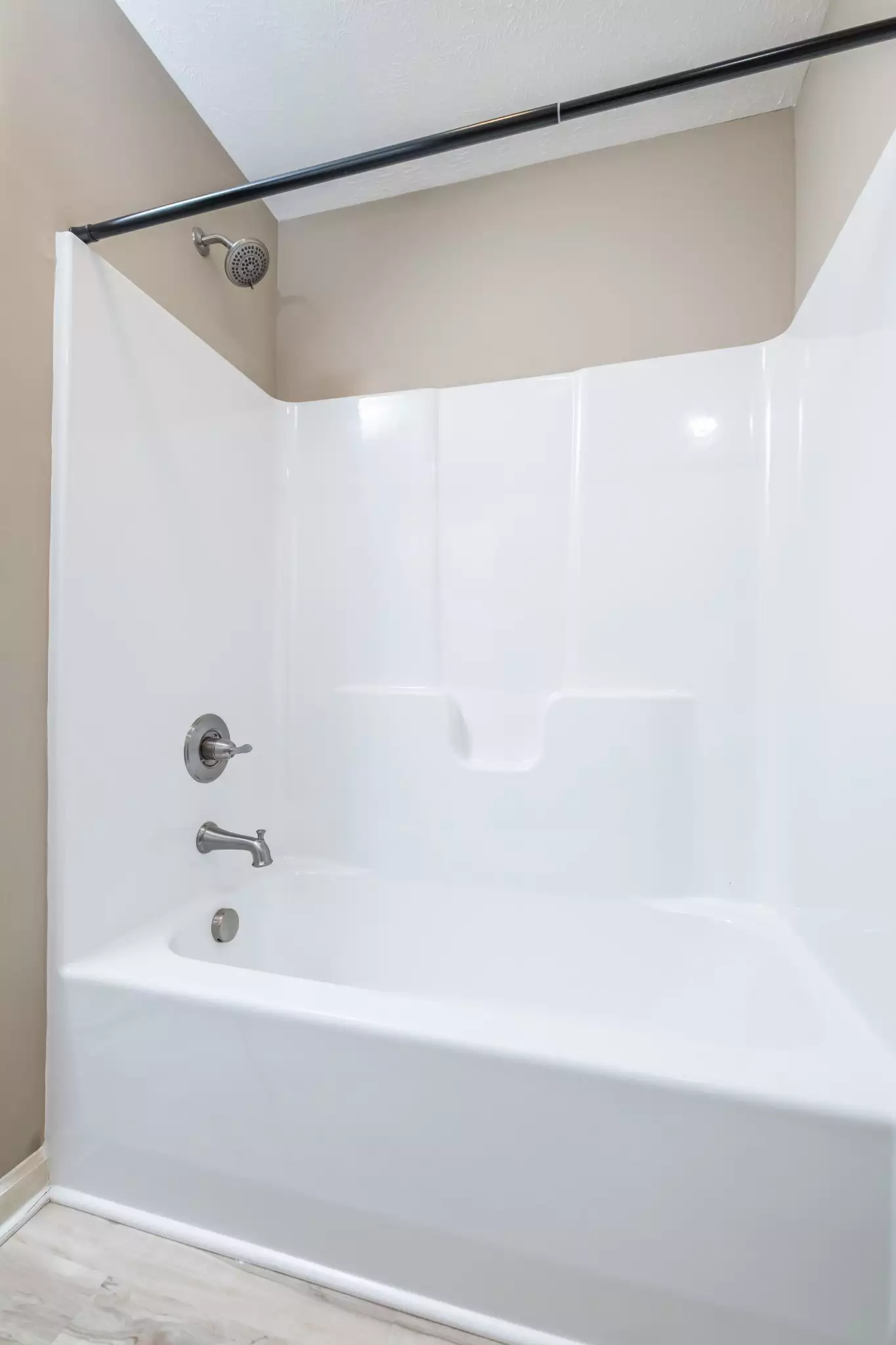 190 Himes Ln, Tullahoma, TN  37388