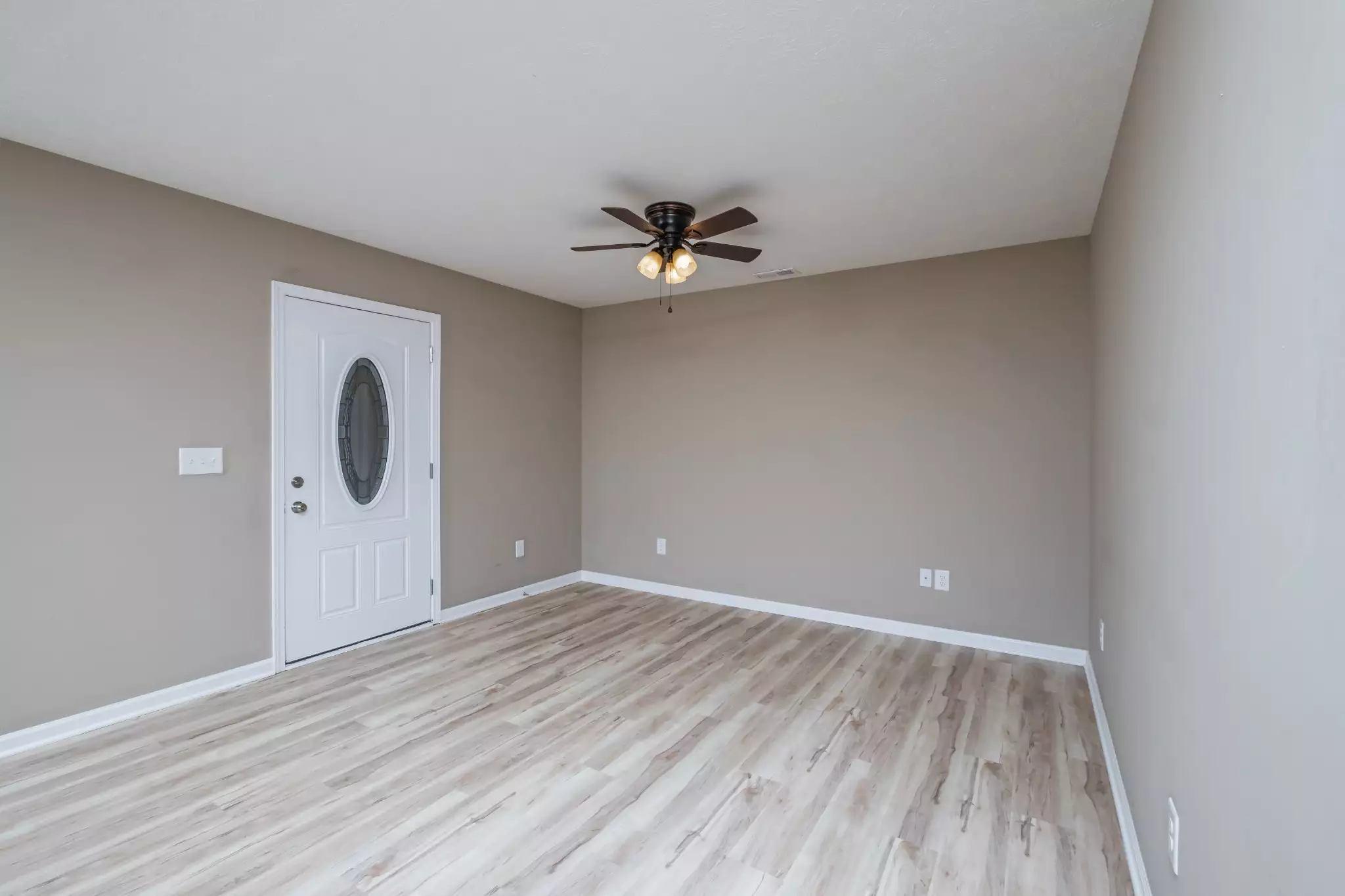 190 Himes Ln, Tullahoma, TN  37388