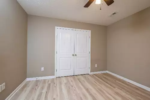 190 Himes Ln, Tullahoma, TN  37388