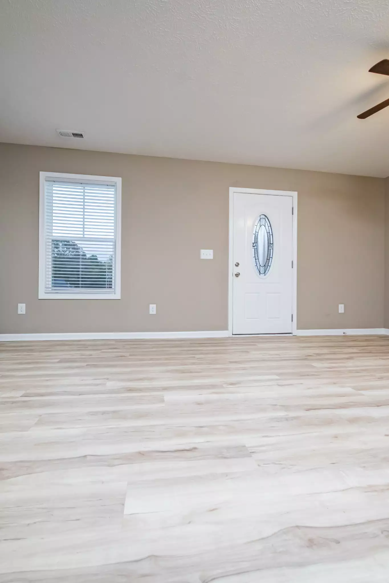 190 Himes Ln, Tullahoma, TN  37388