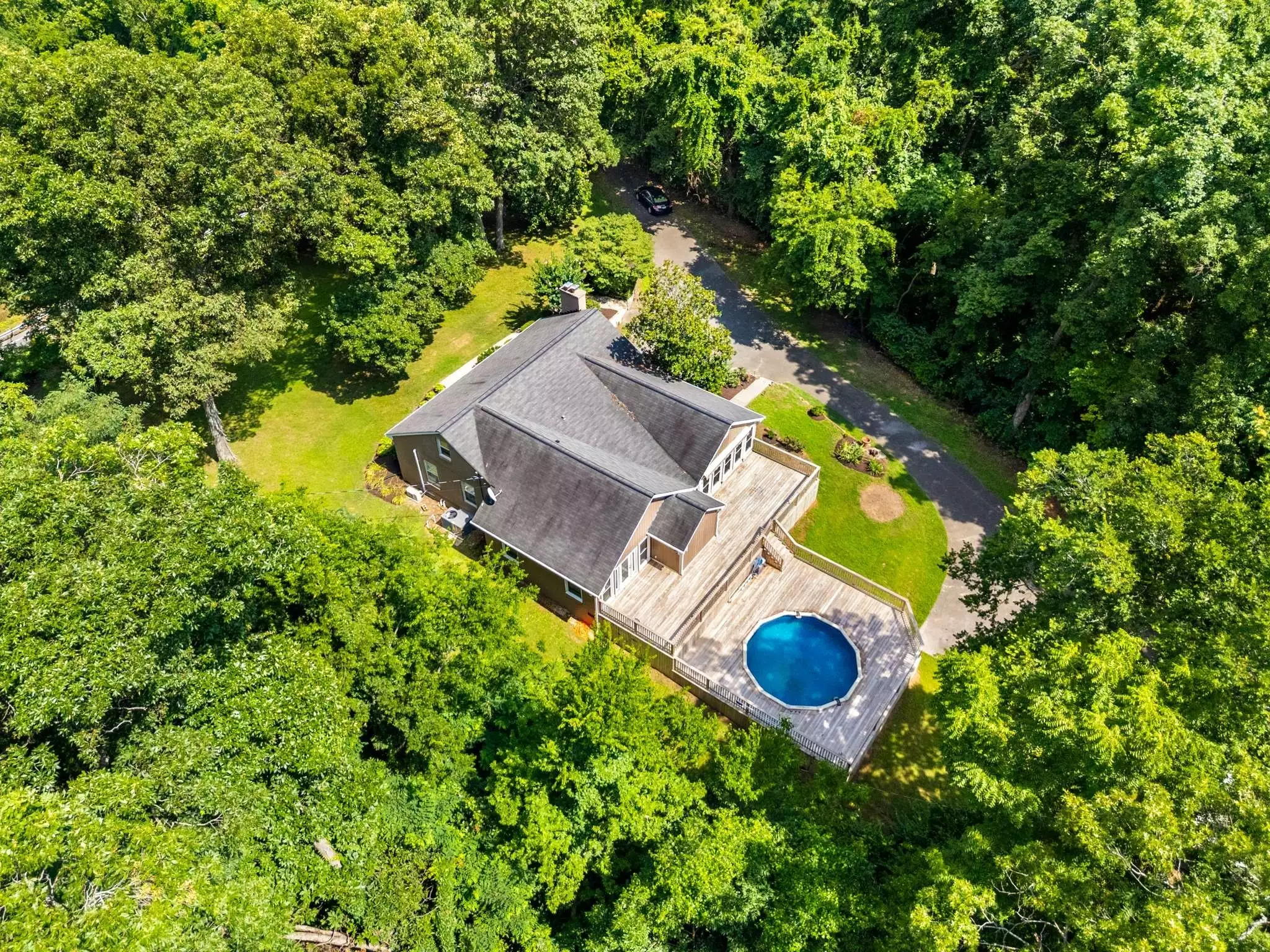 8475 McCrory Ln, Nashville, TN  37221