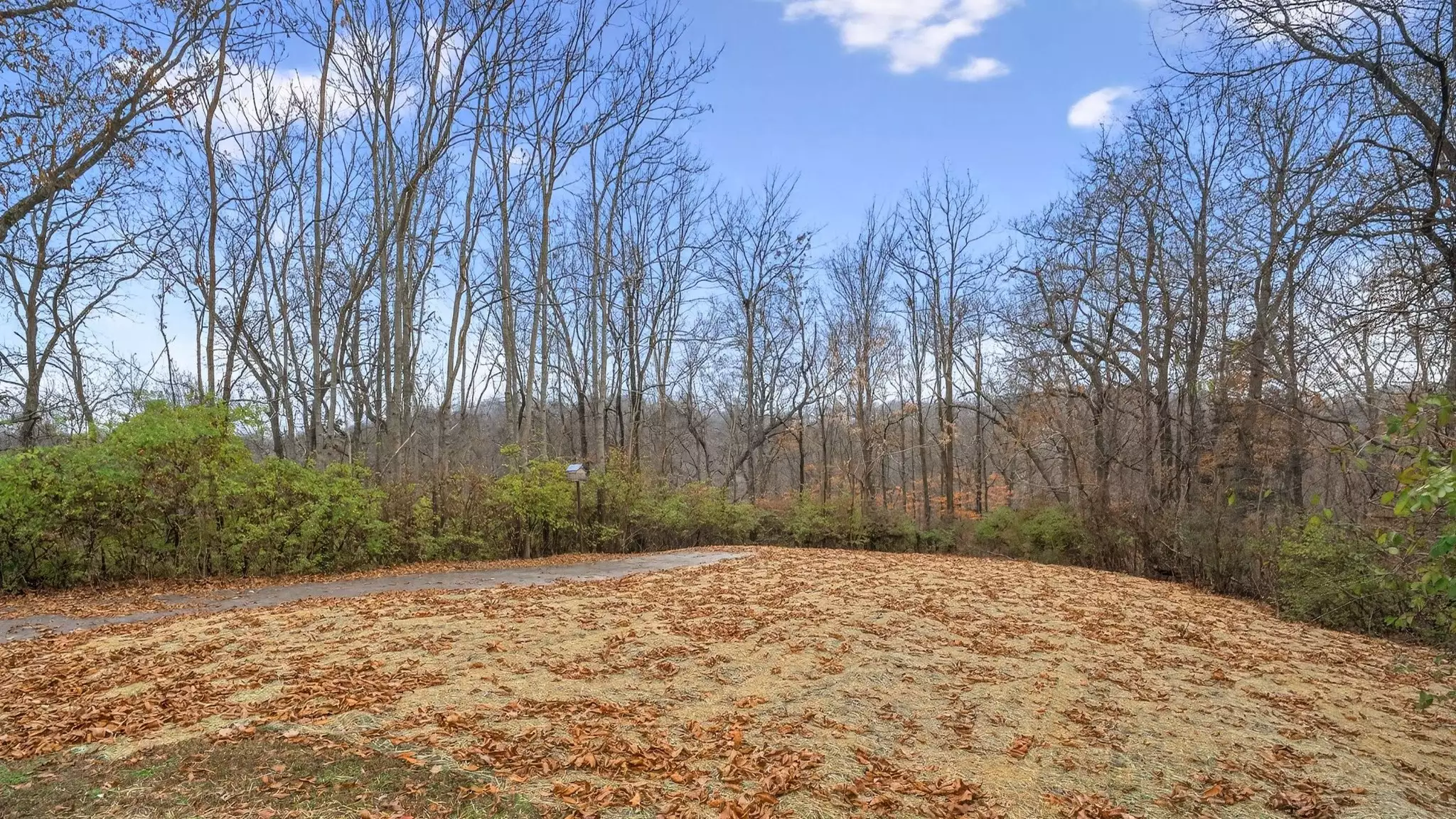 8475 McCrory Ln, Nashville, TN  37221