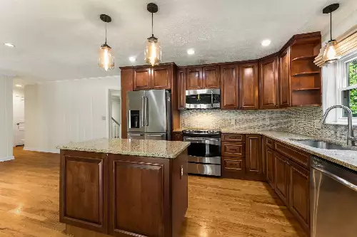 8475 McCrory Ln, Nashville, TN  37221