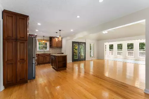 8475 McCrory Ln, Nashville, TN  37221