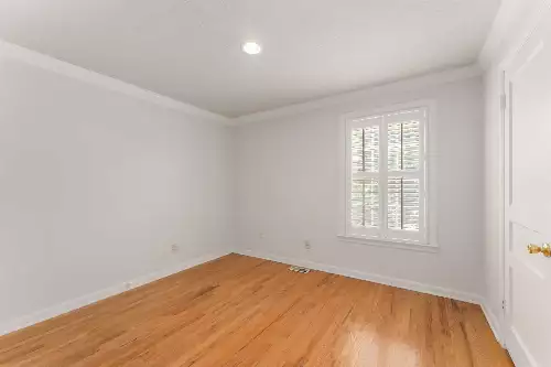 8475 McCrory Ln, Nashville, TN  37221