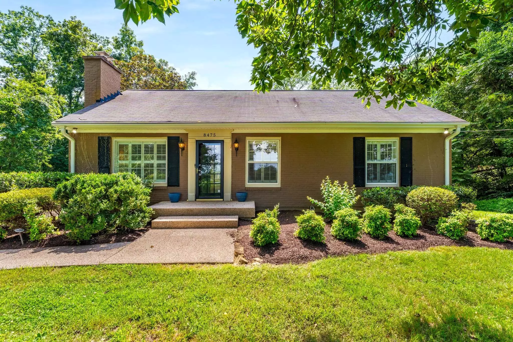 8475 McCrory Ln, Nashville, TN  37221