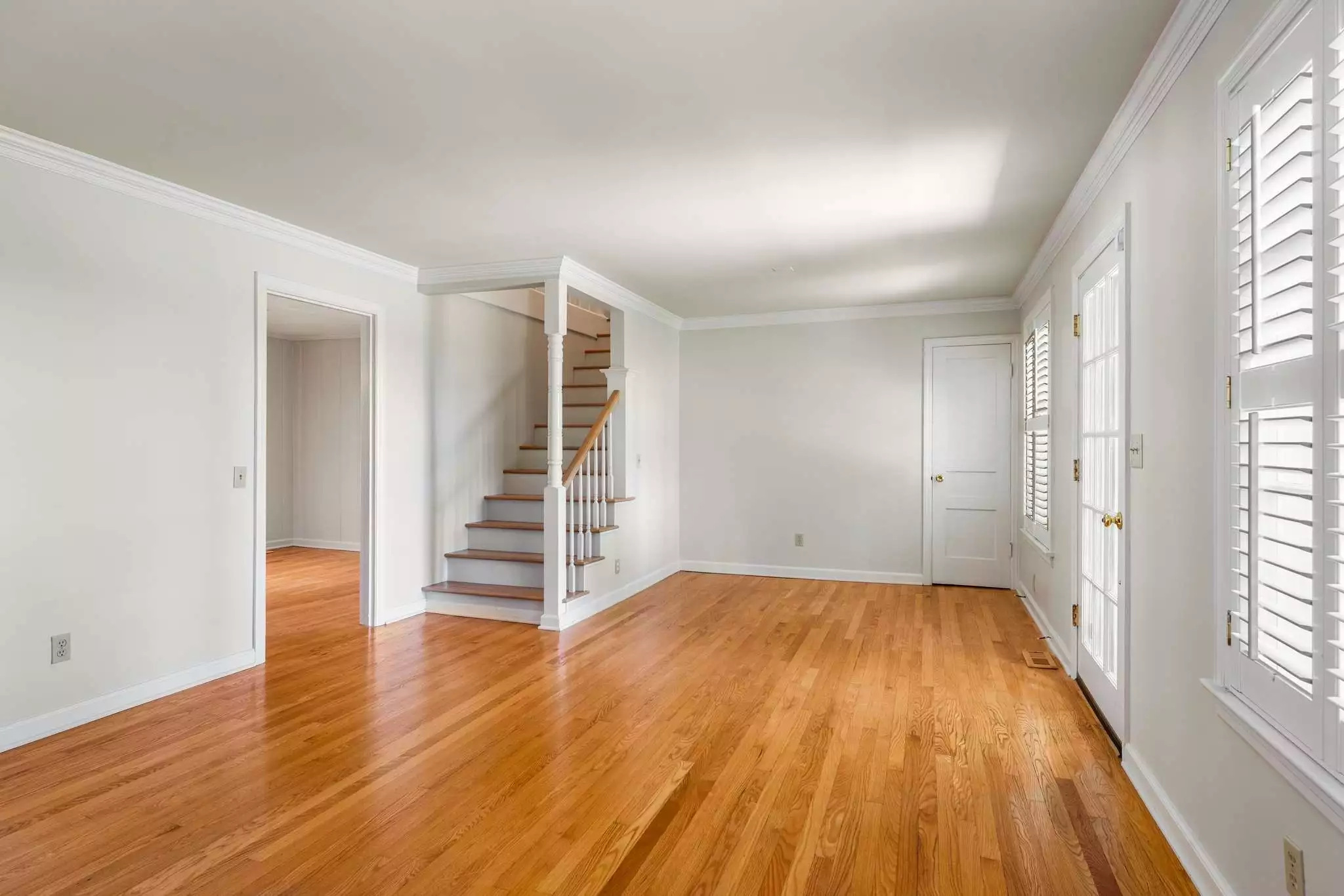 8475 McCrory Ln, Nashville, TN  37221