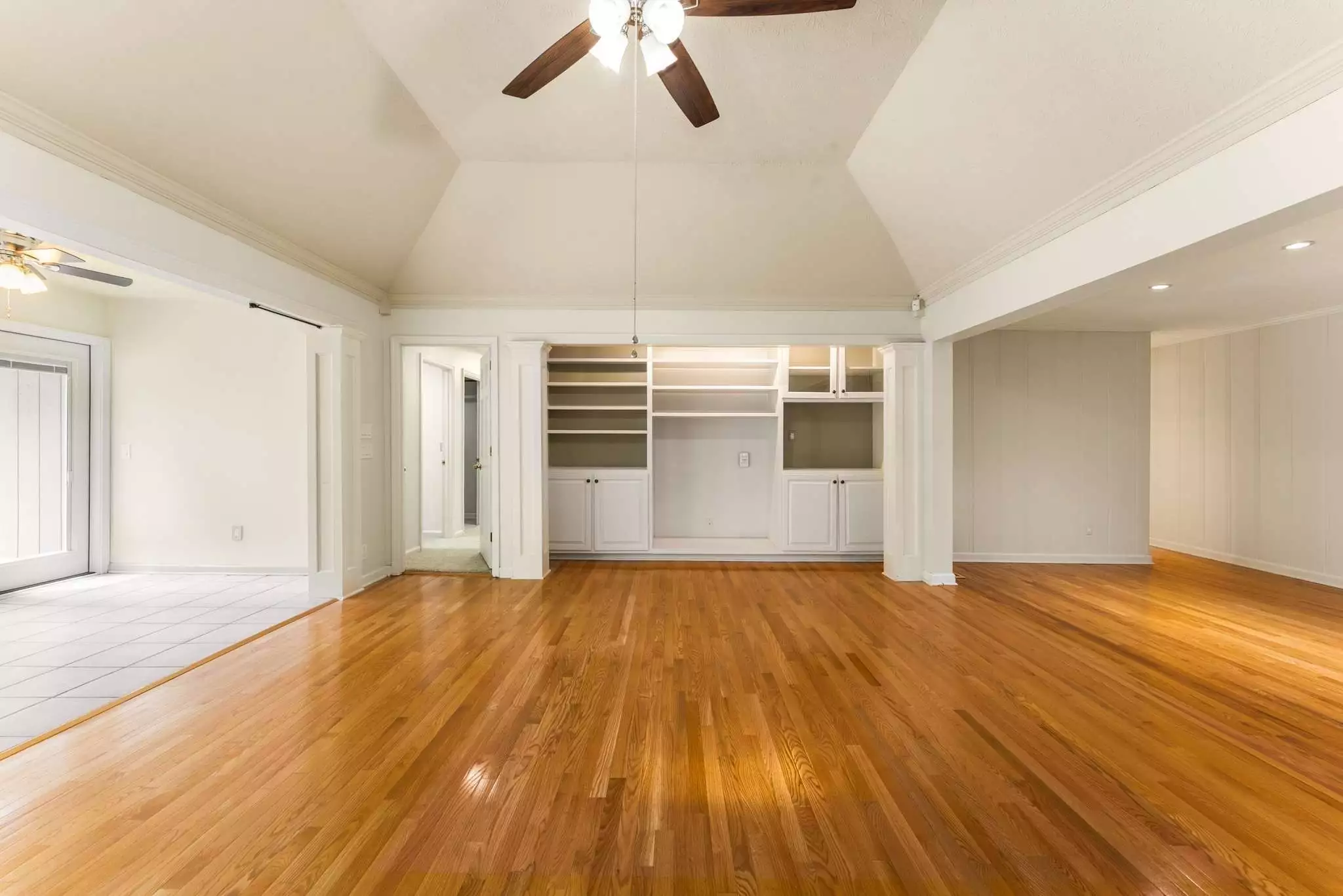 8475 McCrory Ln, Nashville, TN  37221