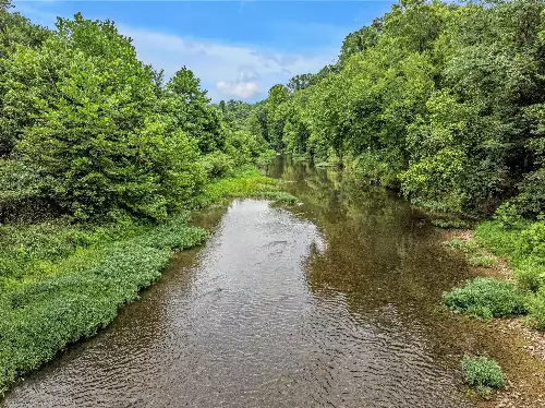 1259 Petty Road, White Bluff, TN  37187