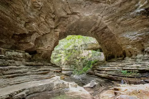 299 Natural Bridge Park Rd, Waynesboro, TN  38485