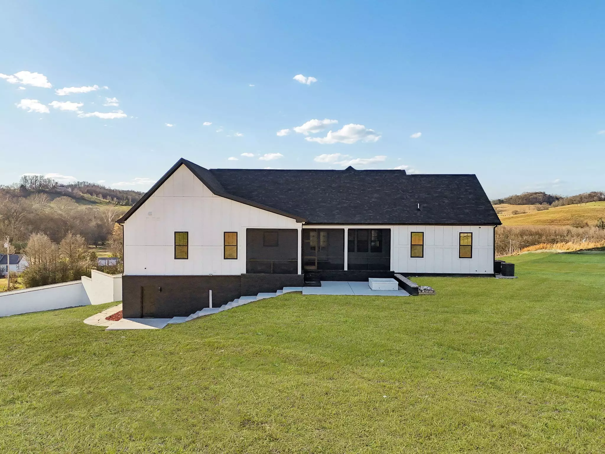 763 Thompson Creek Rd, Shelbyville, TN  37160