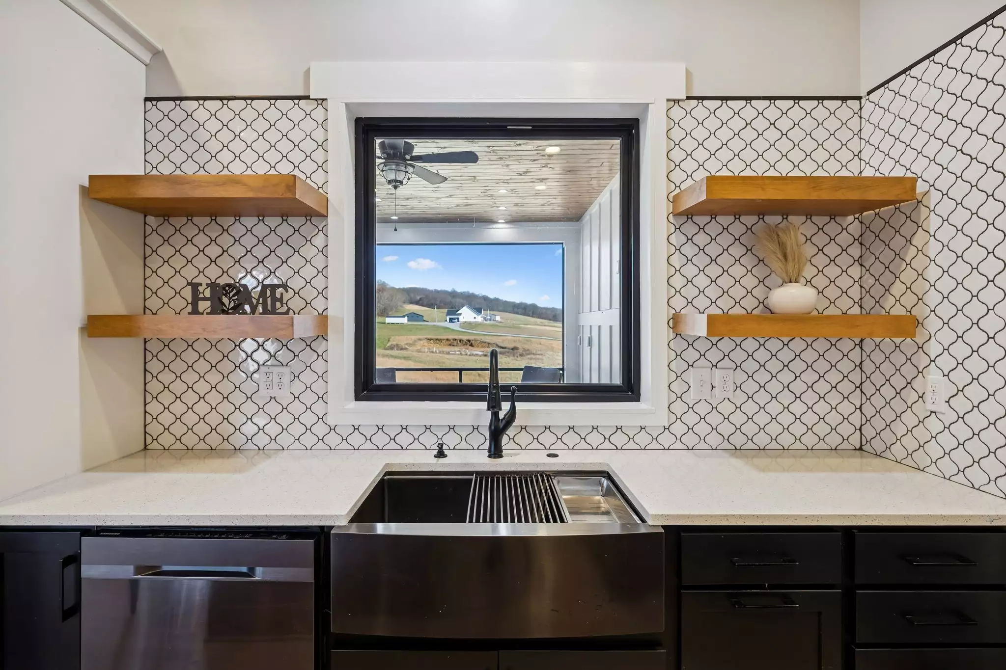 763 Thompson Creek Rd, Shelbyville, TN  37160