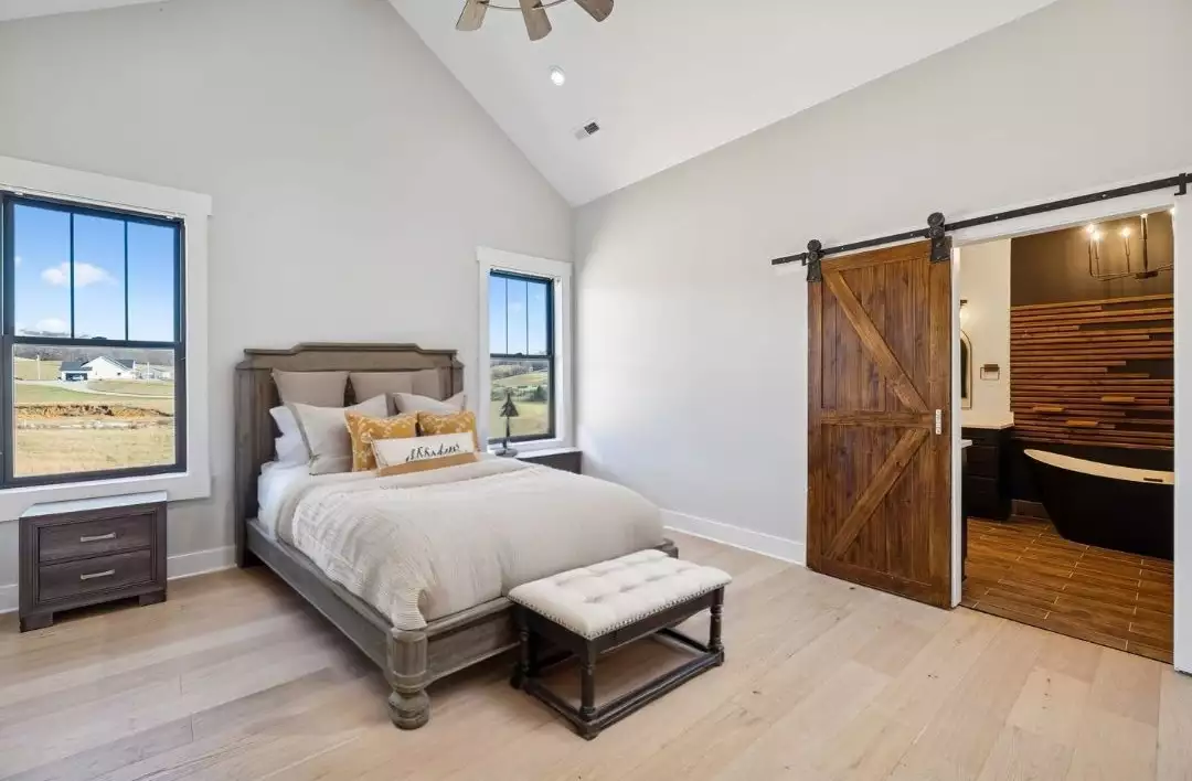 763 Thompson Creek Rd, Shelbyville, TN  37160