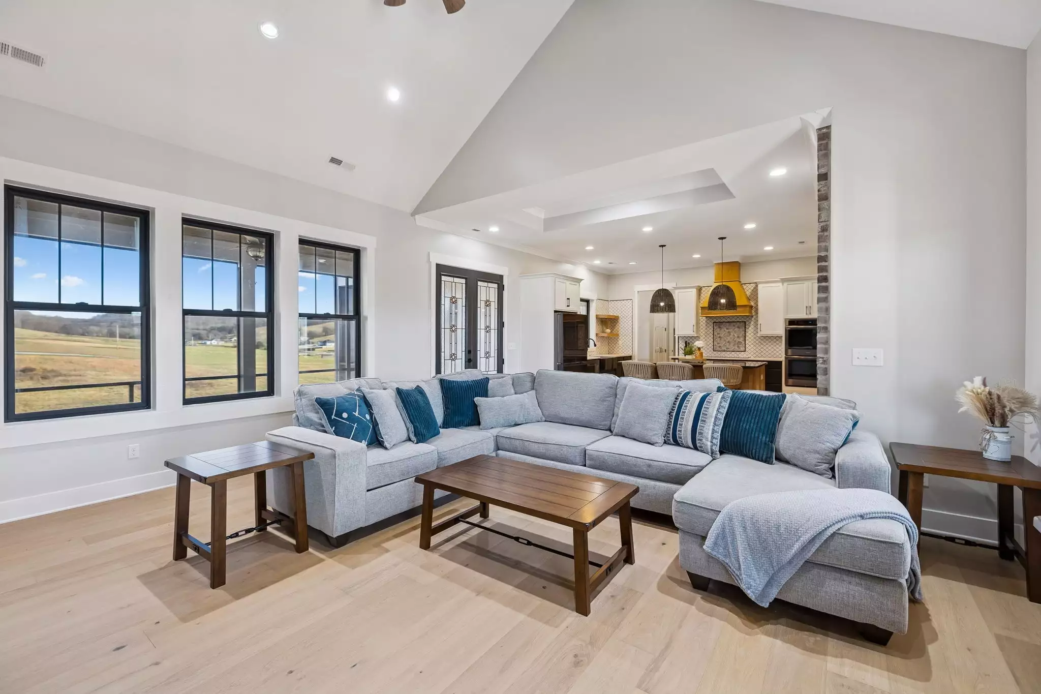 763 Thompson Creek Rd, Shelbyville, TN  37160