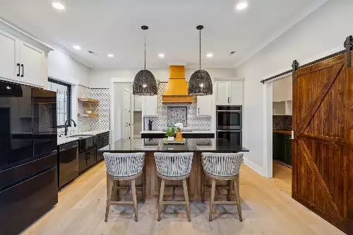 763 Thompson Creek Rd, Shelbyville, TN  37160