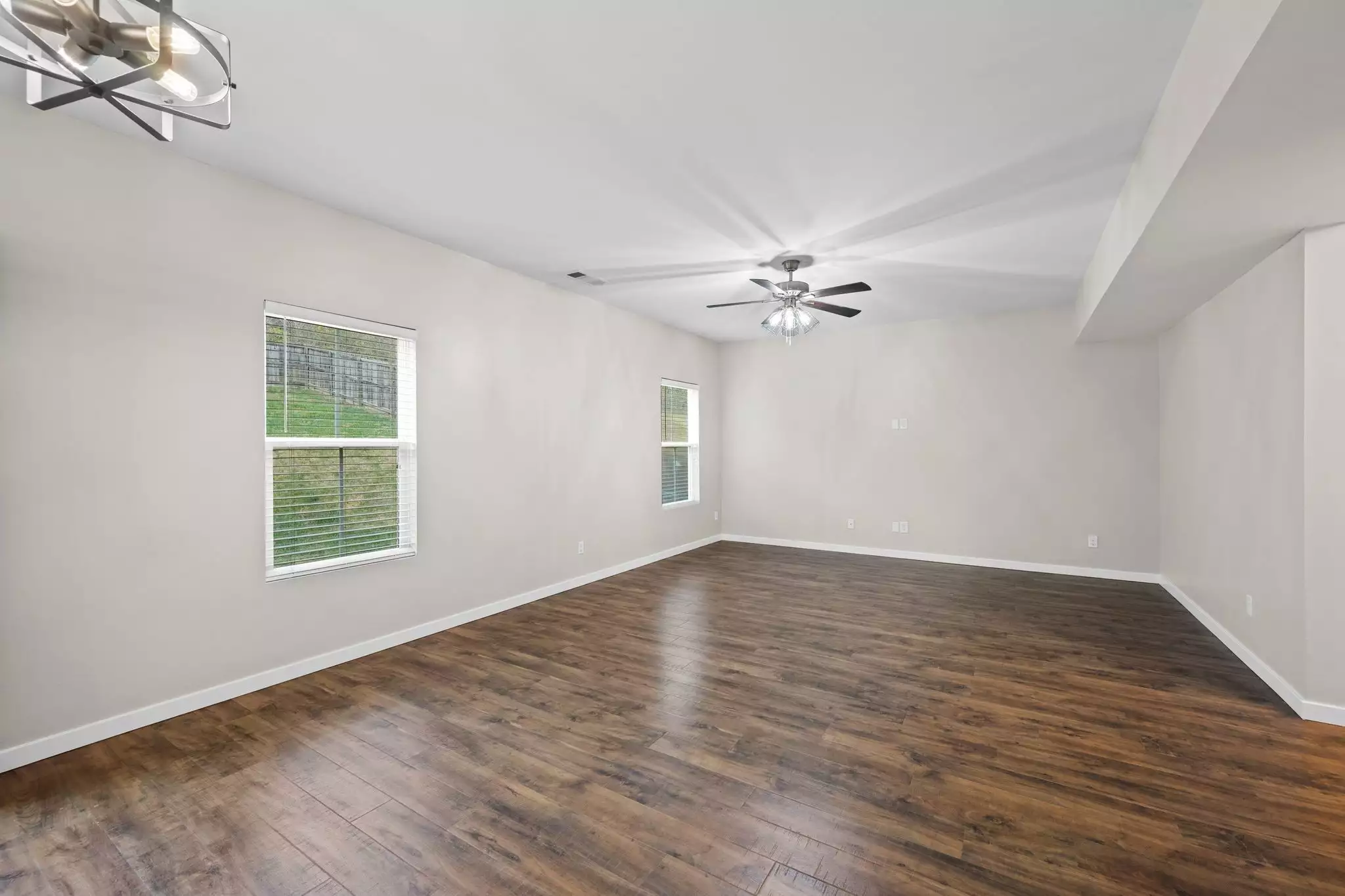 2569 Jordan Ridge Dr, Nashville, TN  37218