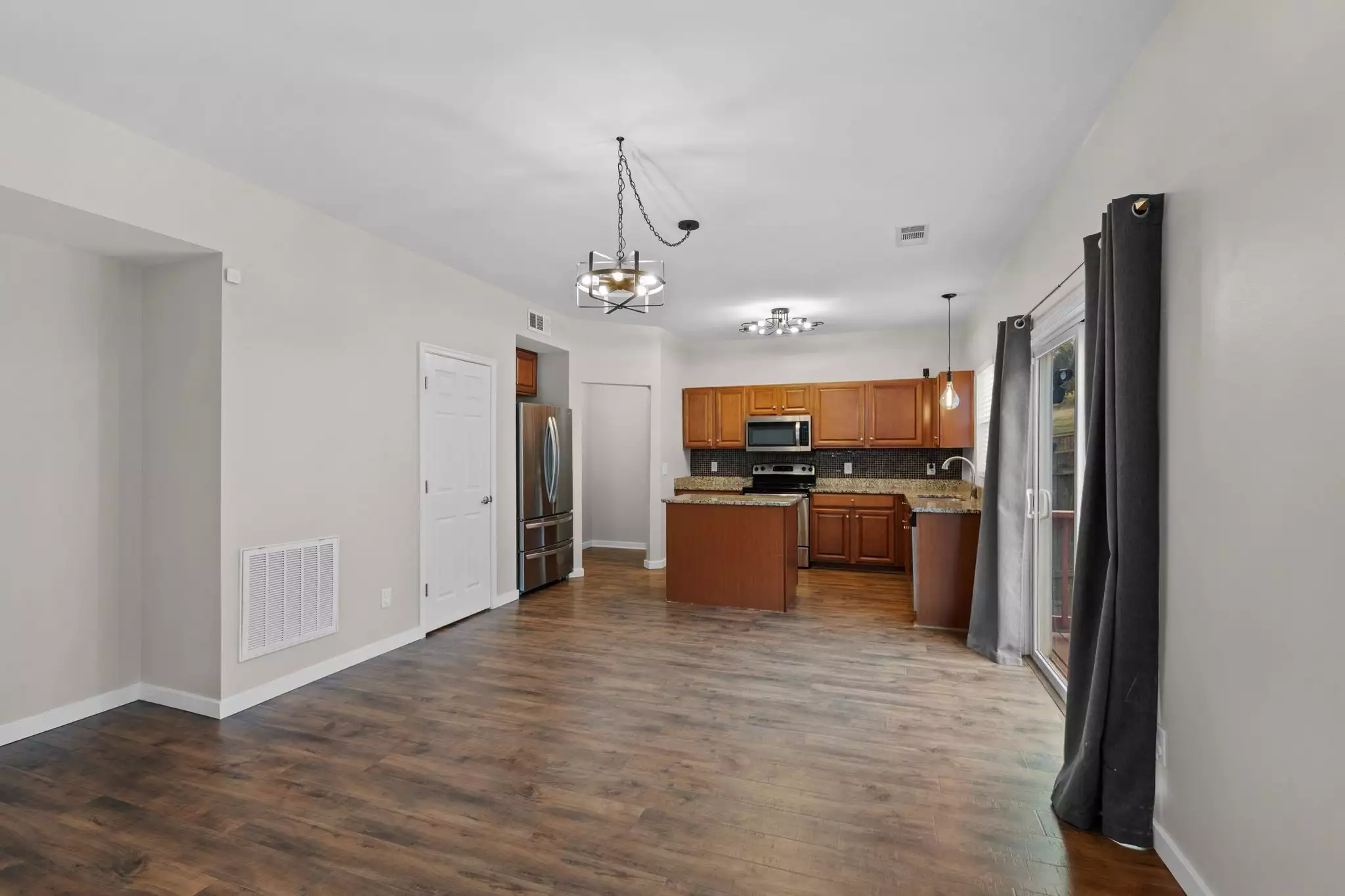 2569 Jordan Ridge Dr, Nashville, TN  37218