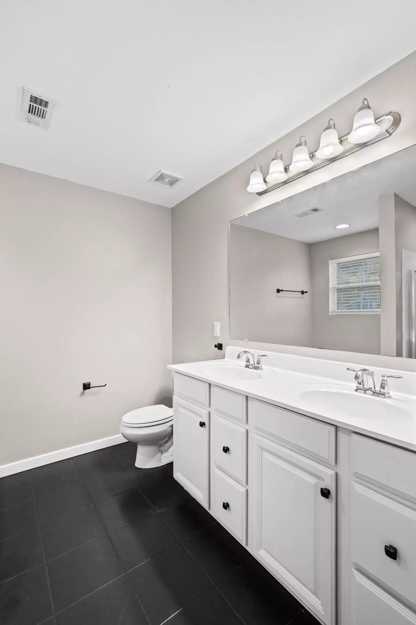 2569 Jordan Ridge Dr, Nashville, TN  37218