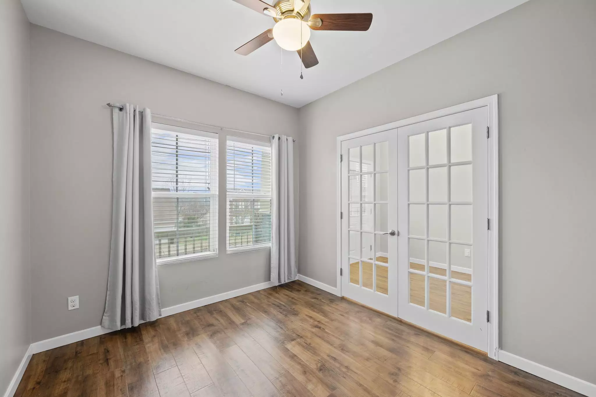 2569 Jordan Ridge Dr, Nashville, TN  37218