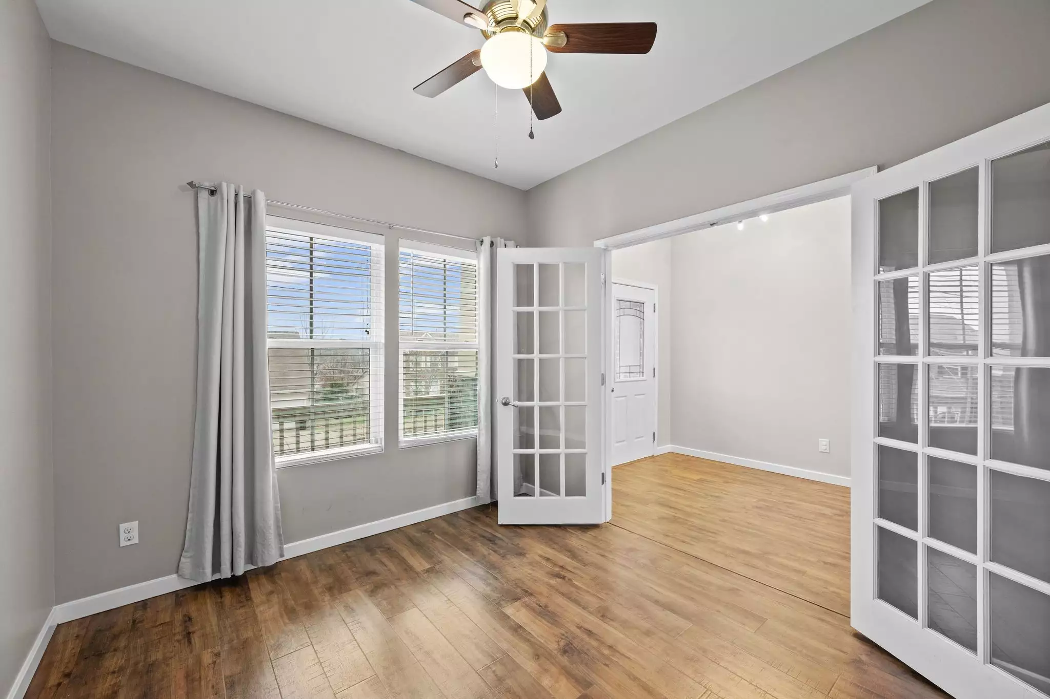 2569 Jordan Ridge Dr, Nashville, TN  37218