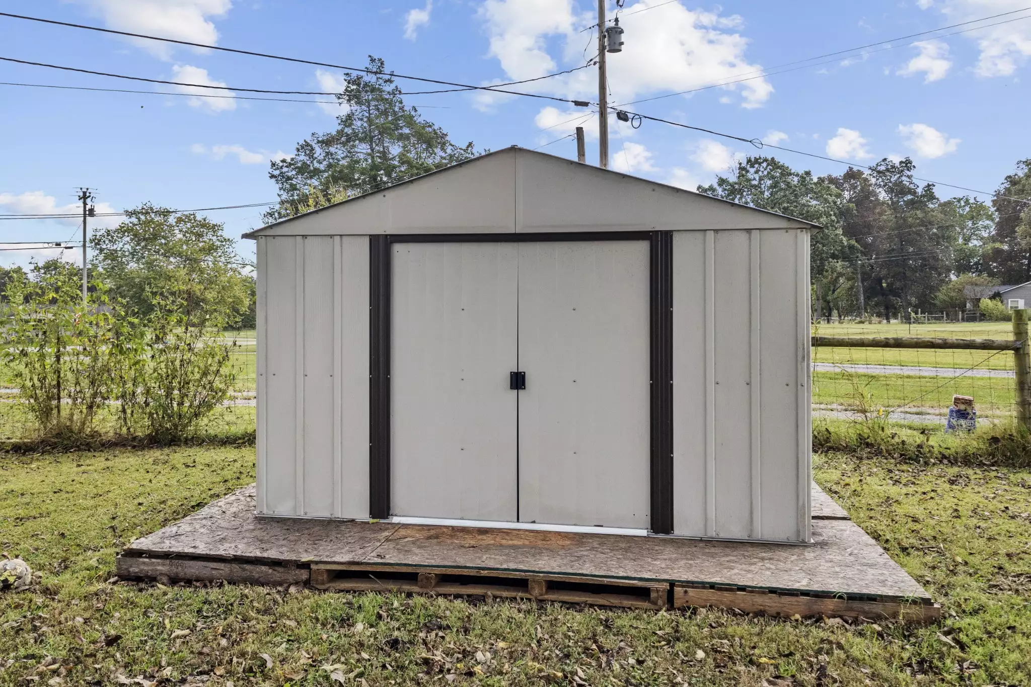 607 Old Columbia Rd, Unionville, TN  37180