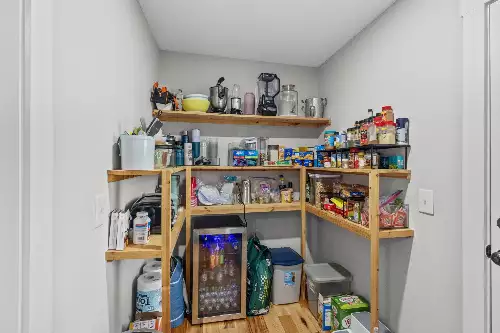 607 Old Columbia Rd, Unionville, TN  37180