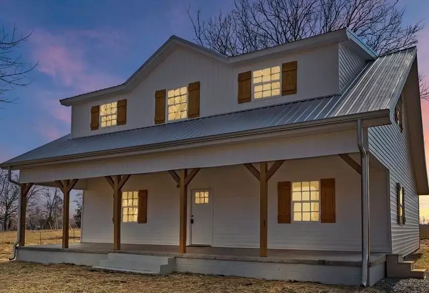 607 Old Columbia Rd, Unionville, TN  37180