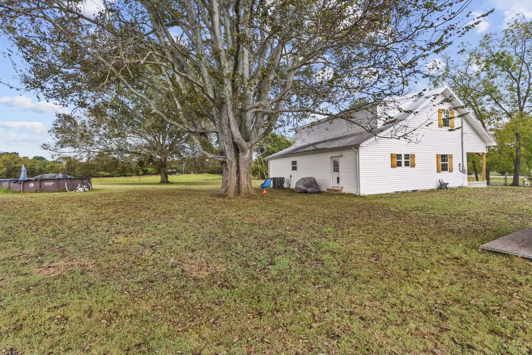 607 Old Columbia Rd, Unionville, TN  37180