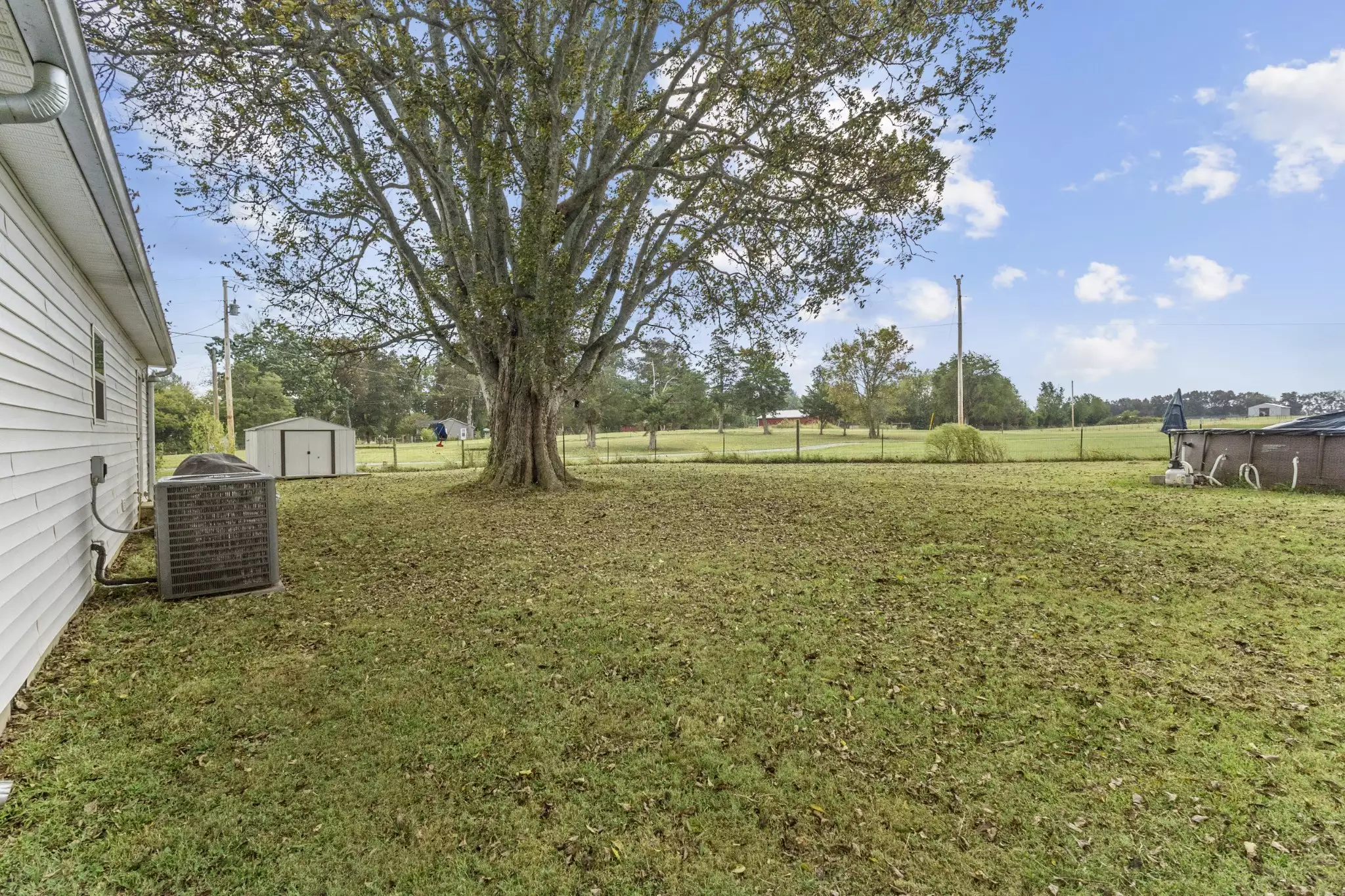 607 Old Columbia Rd, Unionville, TN  37180