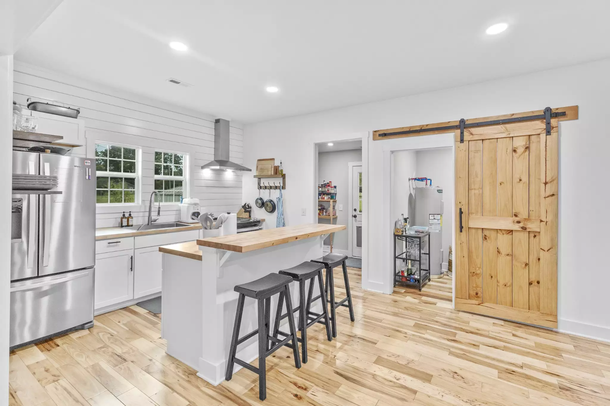 607 Old Columbia Rd, Unionville, TN  37180