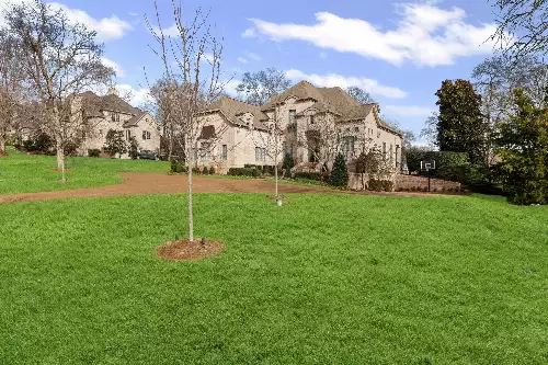 381 Lake Valley Dr, Franklin, TN  37069