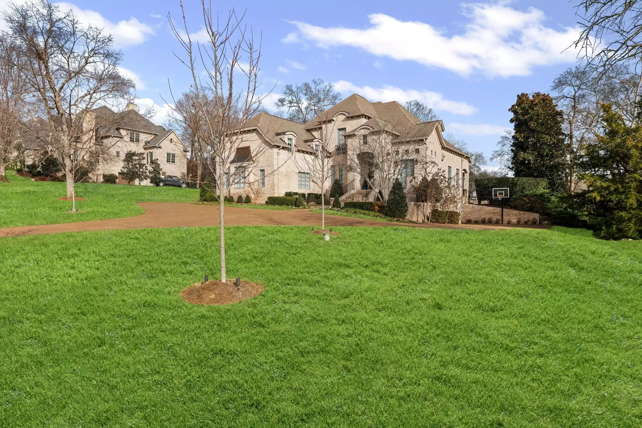 381 Lake Valley Dr, Franklin, TN  37069