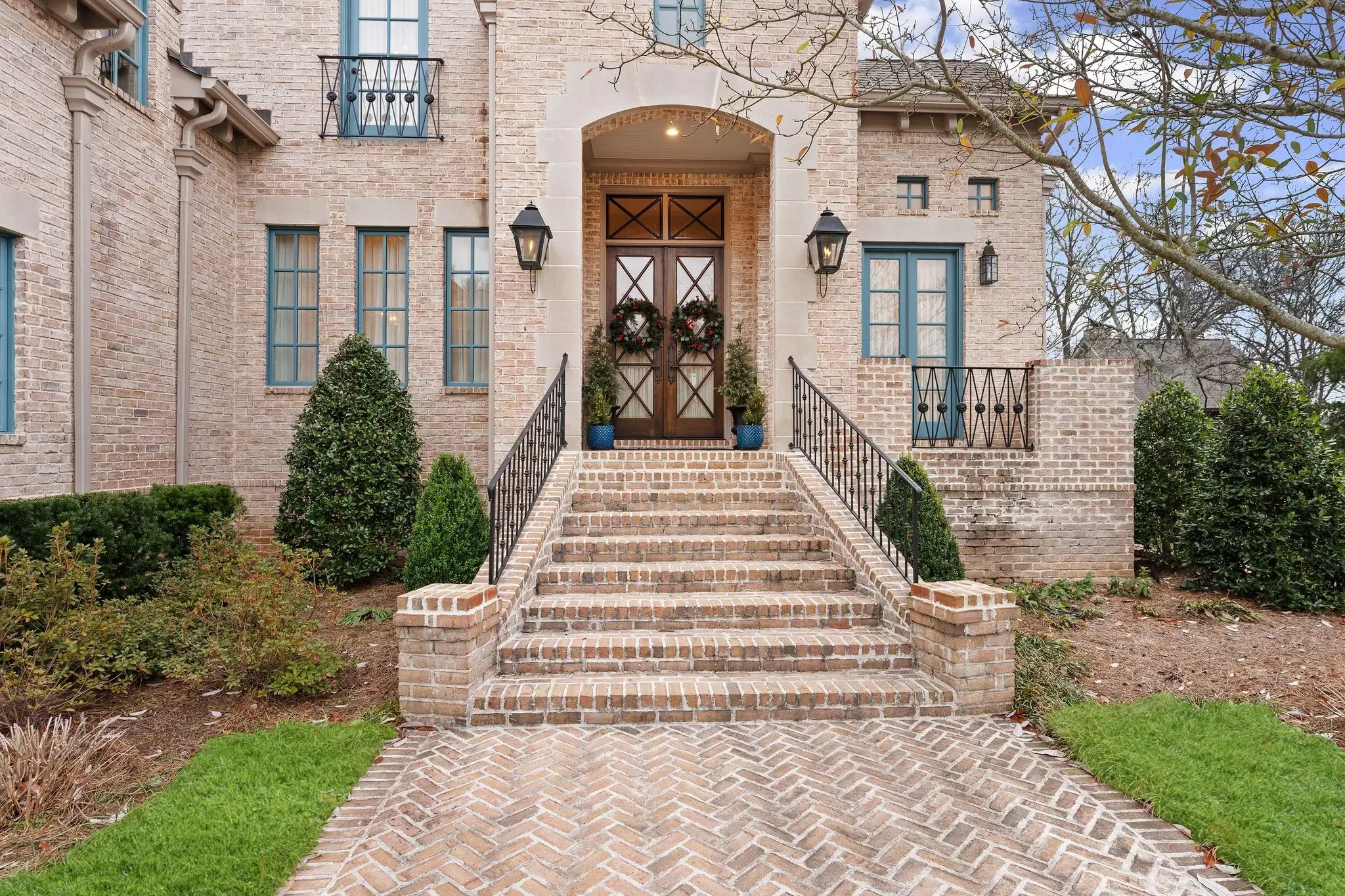 381 Lake Valley Dr, Franklin, TN  37069