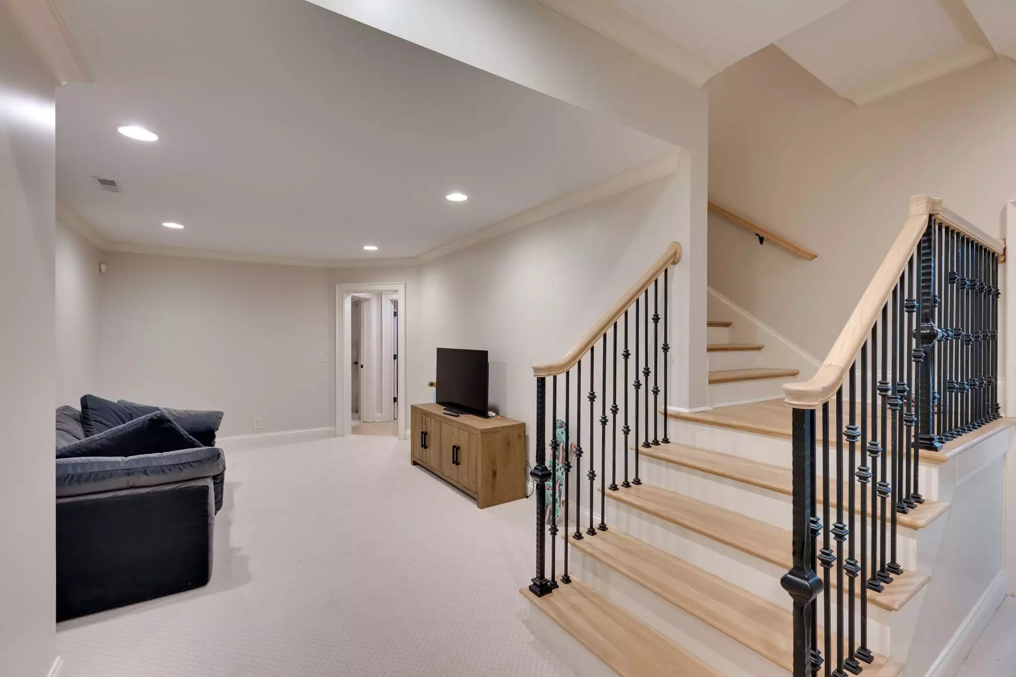 381 Lake Valley Dr, Franklin, TN  37069