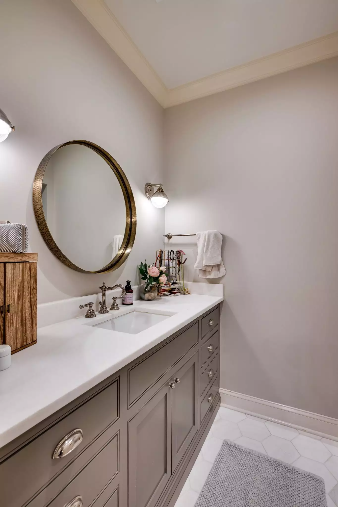 381 Lake Valley Dr, Franklin, TN  37069