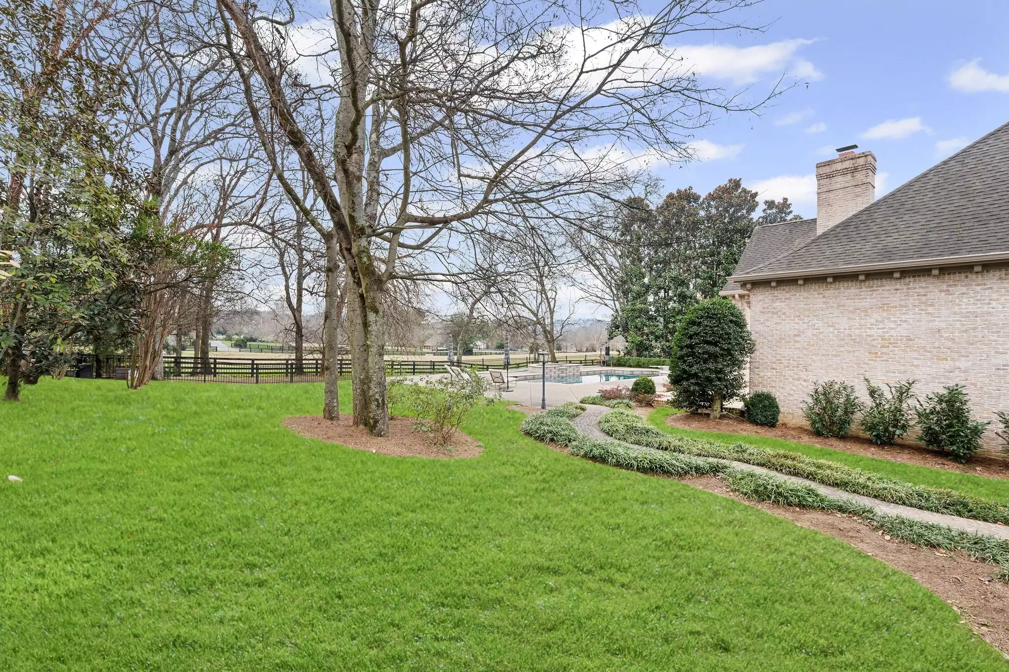 381 Lake Valley Dr, Franklin, TN  37069