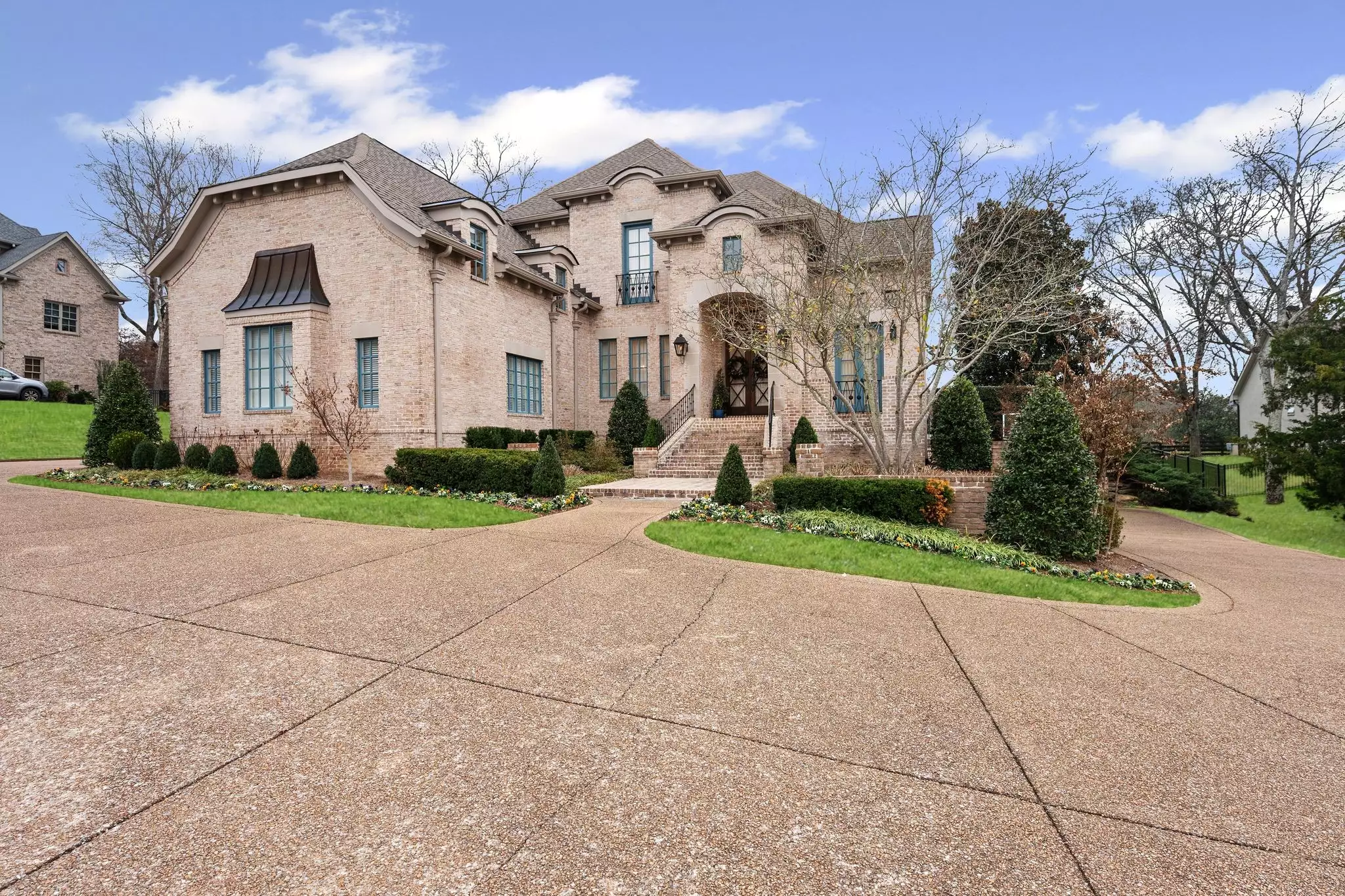 381 Lake Valley Dr, Franklin, TN  37069