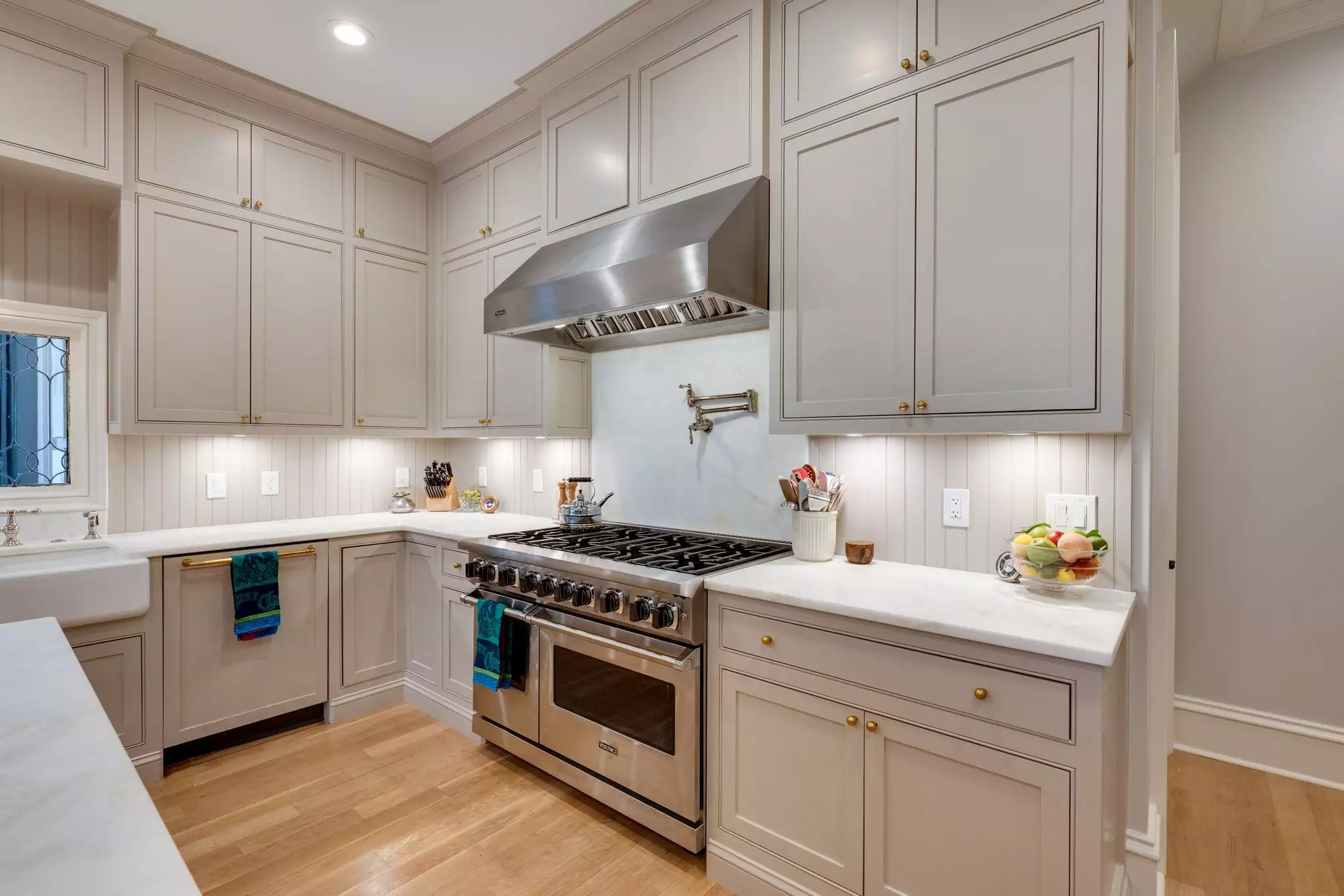 381 Lake Valley Dr, Franklin, TN  37069