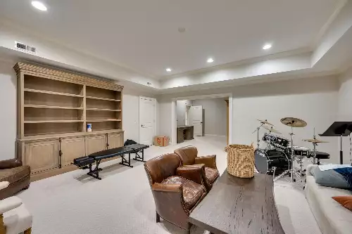 381 Lake Valley Dr, Franklin, TN  37069