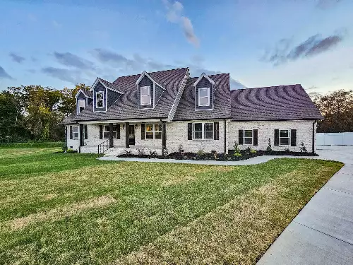 607 Apple Blossom Trl, Shelbyville, TN  37160