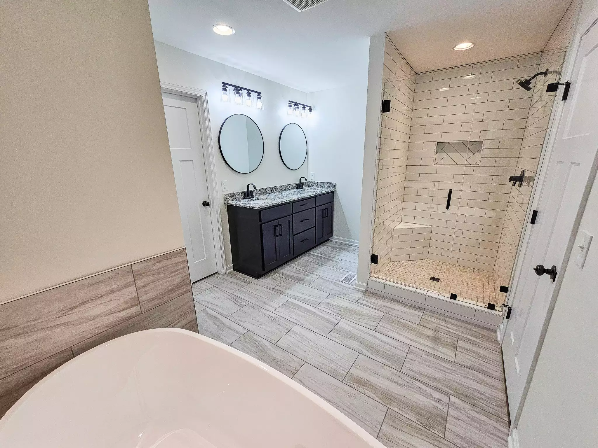 607 Apple Blossom Trl, Shelbyville, TN  37160