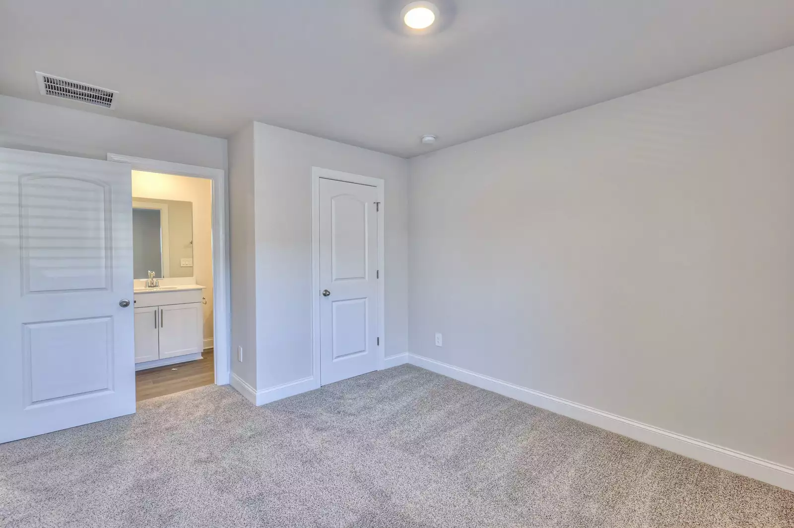 1291 Bluffton Cir, Clarksville, TN  37043