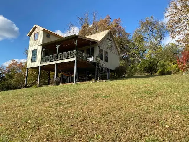 264 Puncheon Camp Rd, Bell Buckle, TN  37020