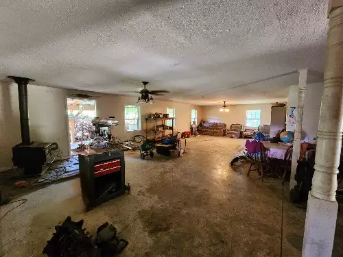 264 Puncheon Camp Rd, Bell Buckle, TN  37020