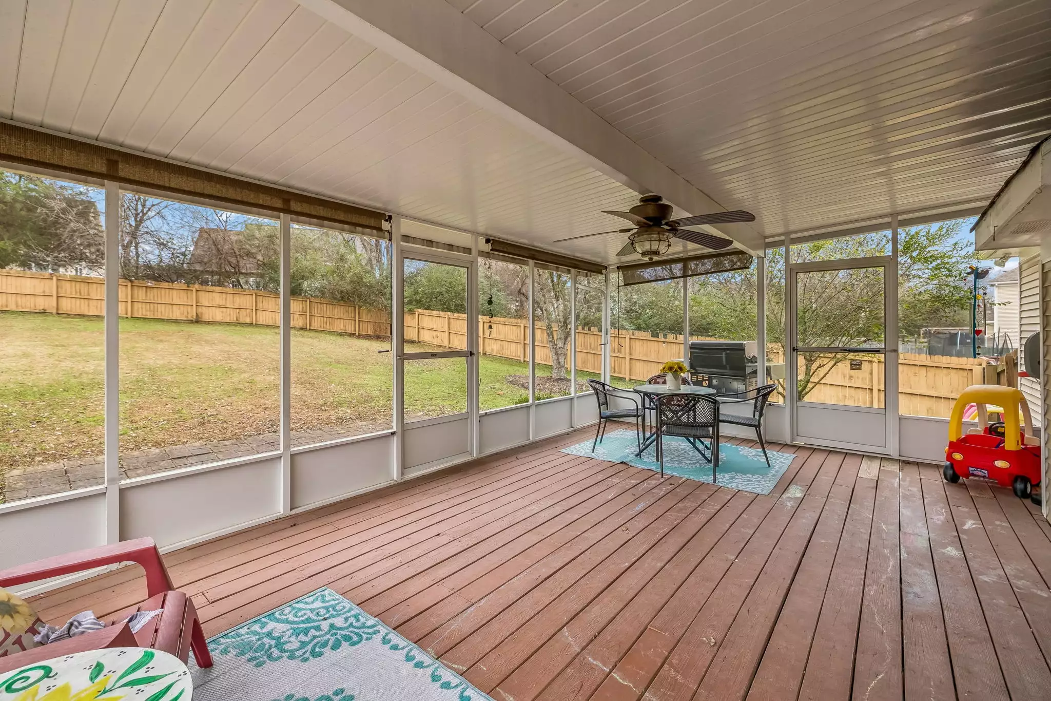 2713 Aston Woods Ln, Thompsons Station, TN  37179