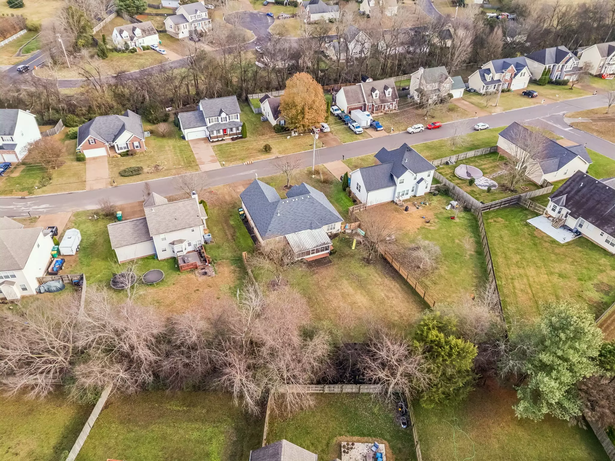 2713 Aston Woods Ln, Thompsons Station, TN  37179