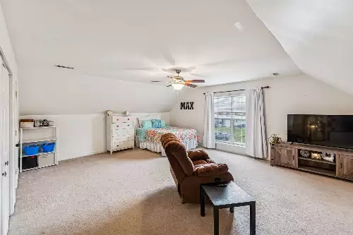 2713 Aston Woods Ln, Thompsons Station, TN  37179