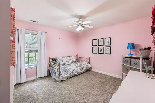 2713 Aston Woods Ln, Thompsons Station, TN  37179